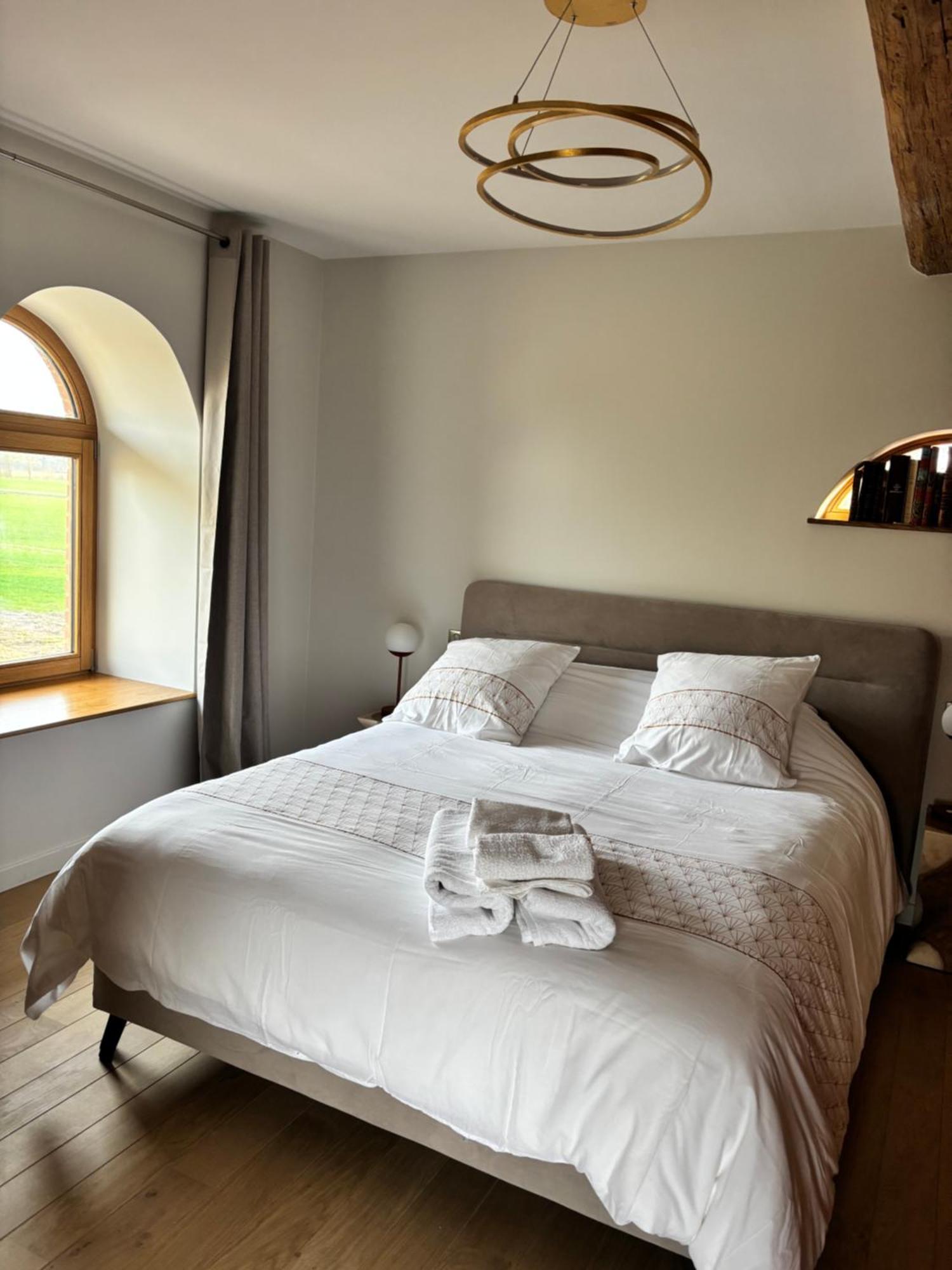 Le Domaine Du Pin Bed and Breakfast Châtillon-sur-Chalaronne Exteriör bild